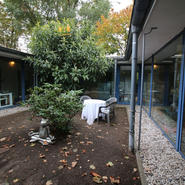 Das Atrium im Verwaltungstrakt (Foto: Harald Kirsch)